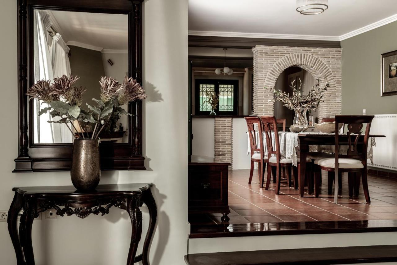 Amalthia Villa Mouzákion Esterno foto
