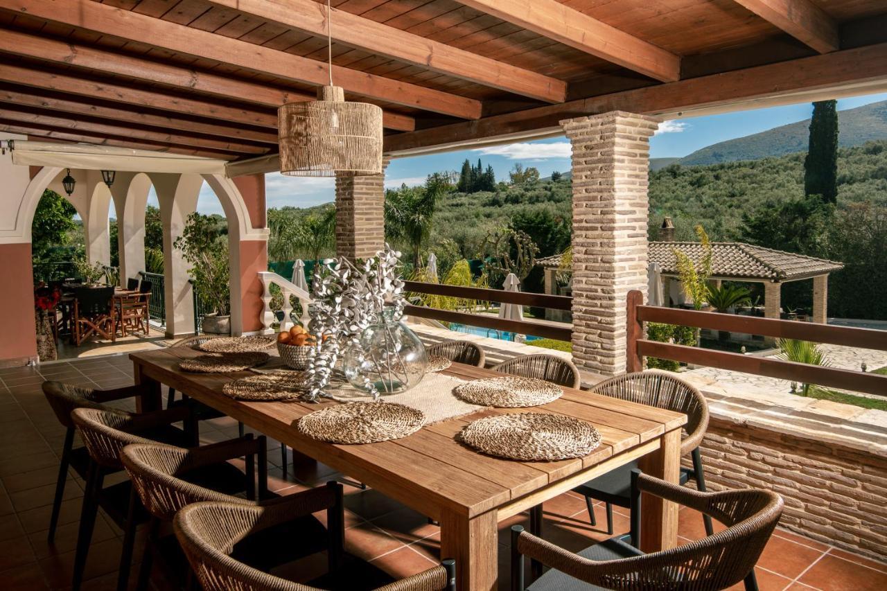 Amalthia Villa Mouzákion Esterno foto