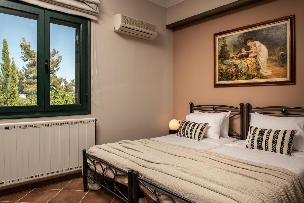 Amalthia Villa Mouzákion Esterno foto
