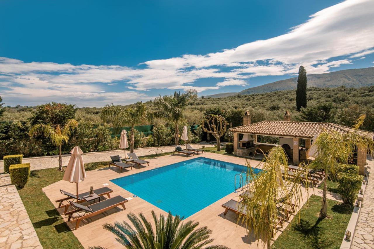 Amalthia Villa Mouzákion Esterno foto